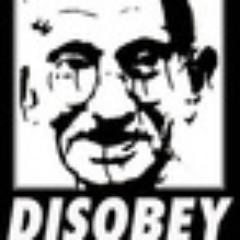 arch linux lover. working on changing the world IRL. Not afraid of F words.. Freedom, Frack, Frell, Feminism, FOSS, Football...