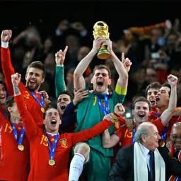 Cuenta dedicada a fotos de fútbol históricas.