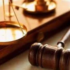 إذا المرءُ لا يرعاك إلا تكلفا - فدعهُ ولا تُكثر عليه التأسفا