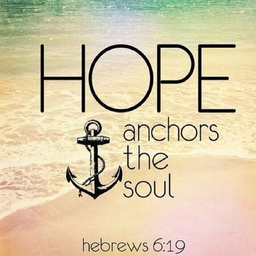 Just a teenage girl trying to spead God's love and shine His beautiful light.