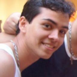 Eu falo, eu falo tudo que ela gosta de escutar. Deve ser por isso que ela vem me procurar 8)