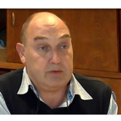 aleantonelli1's profile picture. Casado, 3 hijos, Economista,  Portuario, Socialista, Concejal, Hincha del Bolso y del Goes.