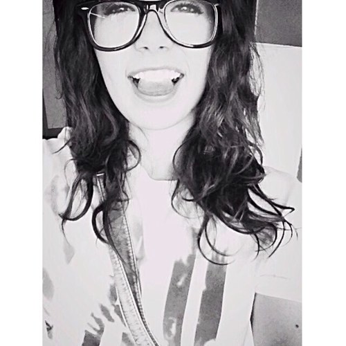 AspenLively's profile picture. ☮i live for the nights that i cant remember, with the people that i wont forget☮