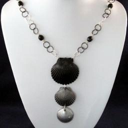 Jewelry designer focused on creating quality handcrafted jewelry with a modern ocean inspired vibe
