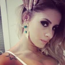 Fã clube de Babi Muniz...Para quem ama a loirinha do esquenta!