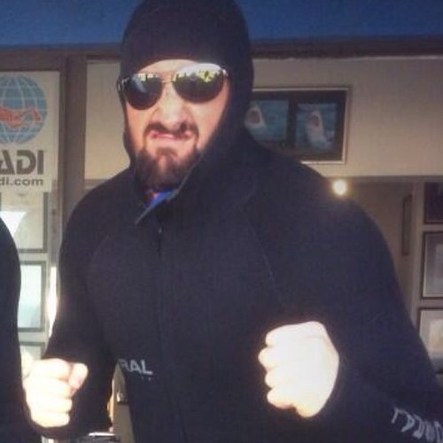 FEMALE. 41. This is my wrestling account. #TPH member. Huge @WadeBarrett and @RealKingRegal fan.