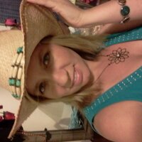 Karen Dion - @karendion2818 Twitter Profile Photo