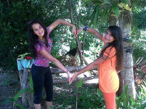 Soy bipolar adicta a la coca cola. Me gusta justin bieber y one direction sigueme. Y te sigo