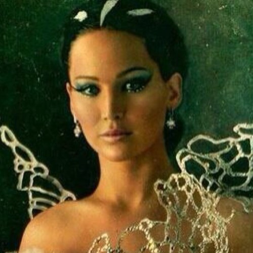 #BackUpFor : @Deen32Katniss  
She's Just A Girl And She's On Fire ...
{single/GirlOnFire/D12}
