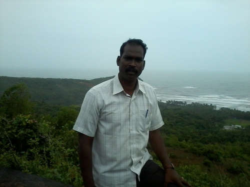 A COMMANDO WHO LOVES FAMILY, POETRY AND FRIENDS