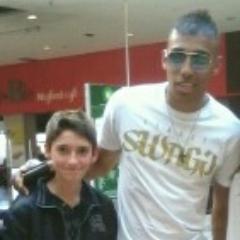 LucasDecerle's profile picture. L'ignorance est la pire des souffrances ... Alors ne m'ignore pas et appuie sur le bouton suivre ...