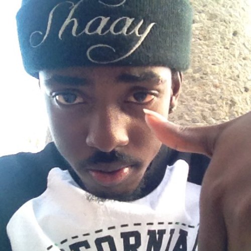 Music Artist | Producer | Keep It Real | Smoke Weed | Sip Lean | Drink | Im hella cool | so get to know meeh