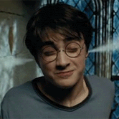 Acessem http://t.co/93bUeFwRUA e sigam babys! SVD ;D 

#Partiu Hogwarts, Adios Bitches!