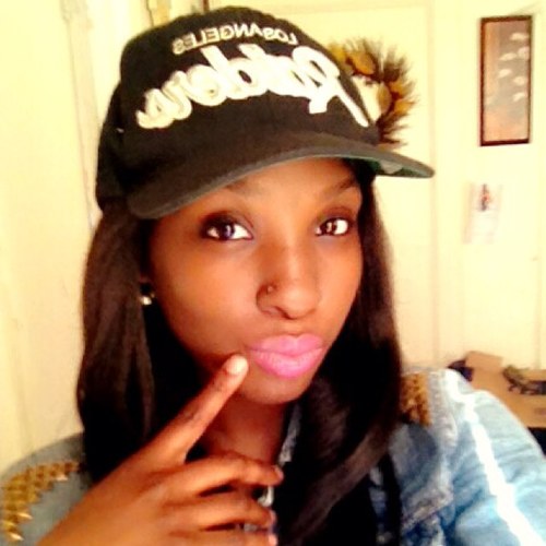 Go follow my instagram @shadesofkevian ♥ Don't take my tweets personal♥ #teamcapricorn♑ ♥♥