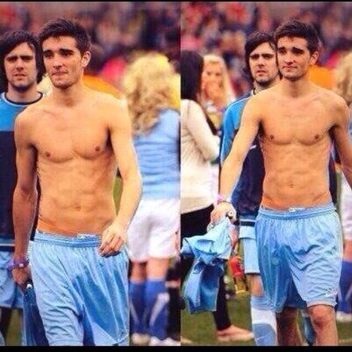 Kevin McGuire Follows! 0/6 The Wanted Follow :( #Gillian #Jogian #TWFanmily #3eek #Arianator