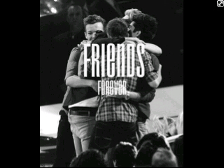 14yo. I LOVE ONE DIRECTION SO MUCH! I HOPE THERE WILL BE 5/5 FROM THE BOYS♥