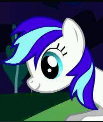 Hey! I'm Feather Light. 15 years old. I'm new here in Equestria. I hope I can make some new friends to talk to. Tweet me! [#MyLittlePony RP OC] #Single