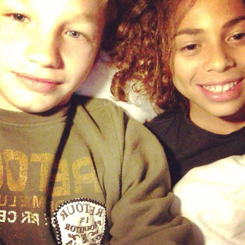 Roda 23 D2 '. Bbm & whatsapp connected . Vraag alles maar. Ariana grande ♡ - AJAX AMSTERDAM ♡