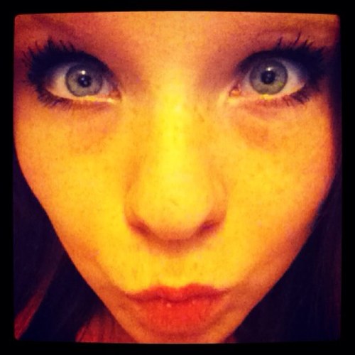 Hello, i love music from YMAS,KOL,the 1975,30STM,ROOM94,lawson etc follow me i follow back :D