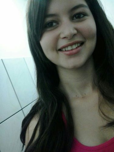 Escolhida para enfrentar grilhoes, piza na cabeça de serpentes , Escolhida pra viver o melhor de Deus...Filha de Yeshua....princesa do senhor...