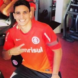 ''um dia te levo comigo, e de saudades suas eu não choro mais.''