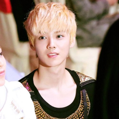 แอคนี้สำหรับฟอลค่ะ ฟอลกลับแอคหลักนะคะ@lLTDl ทำเพื่อเอ็กโซ#으르러ㅇ