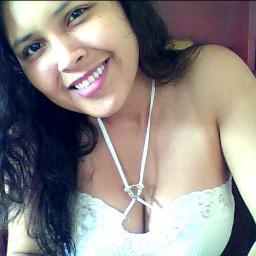 soy una linda Paramedica, voluntraia juvenil  en Cruz Roja.sincera. romantica servicial y fiel a mis metas.