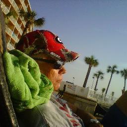 UGA, NASCAR, Braves fan.  Cruise lover & golf hacker.