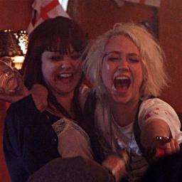A feminist, cancer survivor and a stand-up comedian // Not affiliated in any way with the most beautiful Lily Loveless. #Skins