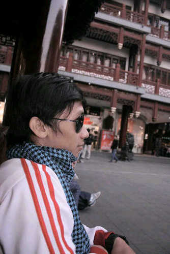 @EsaRizky_93
