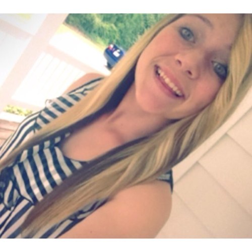 | 0/6 | Kian is my baby. ❤ @rickyradish was here okay swag follow me nigs :))