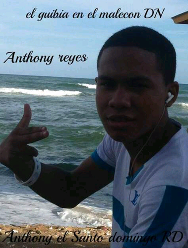 Anthony101022's profile picture. No bulto palomon