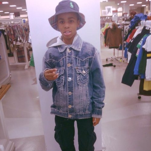 I Live Life Like Its My Last , Chasing Chicken  Chasing Hoes ,  Follow ME And I WOULD Follow Back