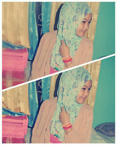 Aku lahir dari keluarga yang istimewa. Aku mencintai kedua orang tua ku. Aku mencintai kakakku @Anna_Alqadrie dan adik kecilku Jihan_Alqadrie. 
