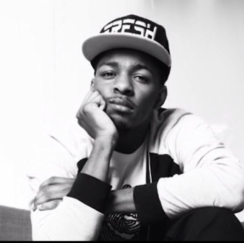 Im a fan of Los. One of his sick mixtapes Becoming King