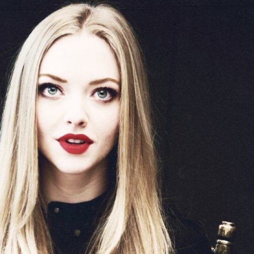 Hello~! I em Valeriya, on board ze Enterprise! I vork in ze engines, fixing zem! I em wery friendly, I promise! ||#StarTrekRP||OC||MV||17||