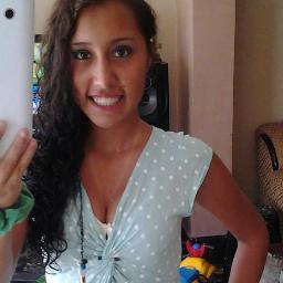 Holli C: soy Miley/16/me gusta ir de shopping, parties, etc (:
Amo a Victor Manuel y Romeo Santos♥ son mis amores *_*
Sigueme y sabras mas de Mi :$ kisses :3