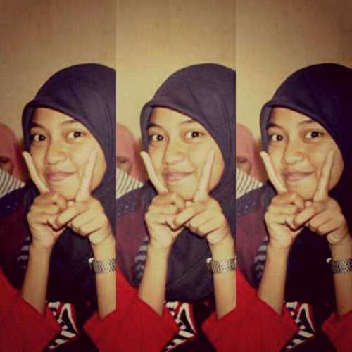 deborah putri indasyah :))