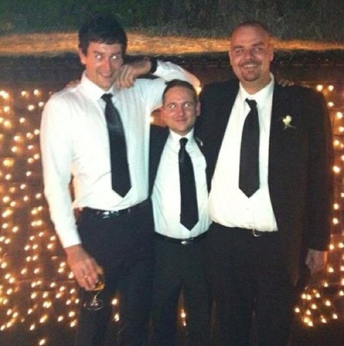 Married to my wonderful wife, have 3 great boys and work for vodafone
