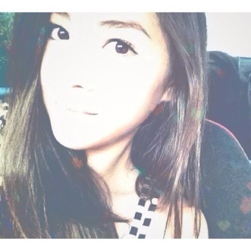 Wet your lips and smile for the camera.✨ instagram; superjanella. #BeCarefulWithMyHeart