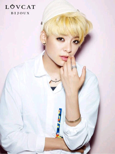 A-yo let's be friends!'3')/