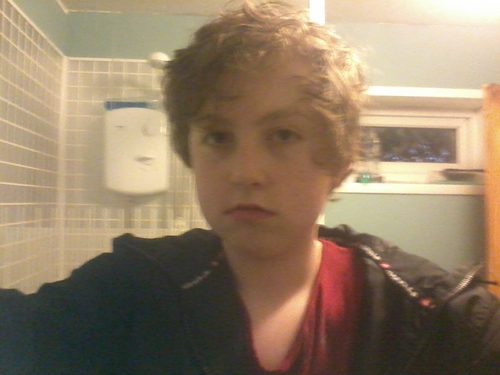 born 28/3/12 on good friday when the comet hailbop flew in the sky