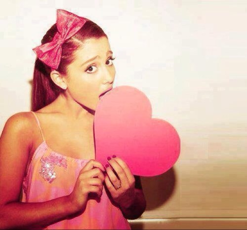 Follow @Keep_Calm17002 areiana grande fans And Directioners Follow @CrazyMofo17002 @J5Sos17002 5SOSers @5Sos_12 @zaynmalik17002 @OVER_LOAD_MUSIC