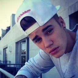 Supporting this weirdo from Canada till the end