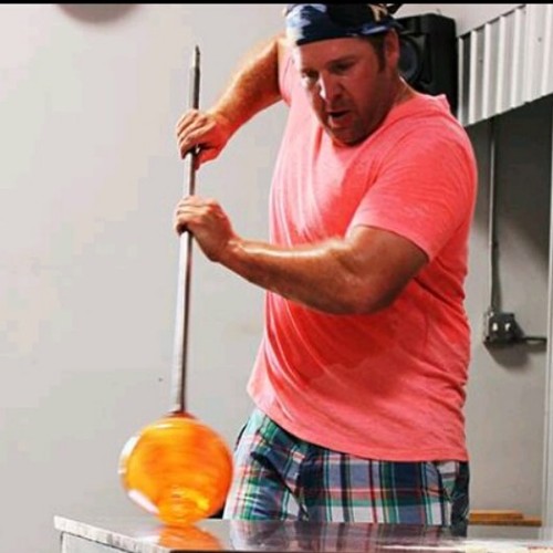 jschneiderglass's profile picture. hot. glass. artist.