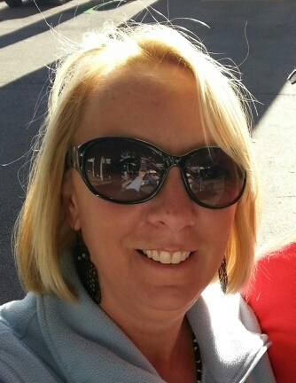 KimP0ssible007's profile picture. 