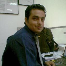 Networker, bit by social media, like observing human behavior and analyzing them, like technology, trek, getting clicked!