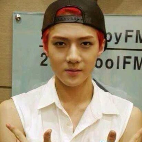 อันยองครับ ผมมักเน่สุดหล่อ ร้องน้อย (?) เต้นเก่ง จาก exo k ครับผม ผมแอ๊บแบ๊วน่ารักสดใส ฟอลมาคุยกันสิครับ *ปุอิ๊ง ปุอิ๊ง* #FAMWOLF 13.08.02
