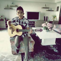 ypiljules's profile picture. 