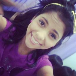 Não me descrevo. Não me limito. Me conheça pelo que sou, não pelo que os outros dizem.